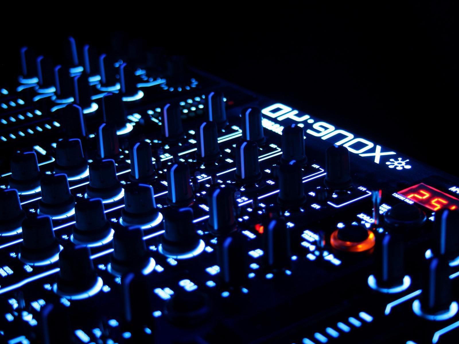 other-music-dj-dj-console-12478-wallpaper