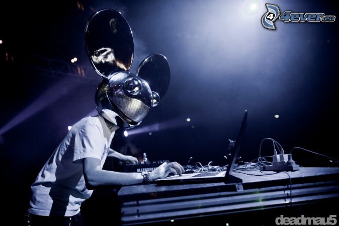 [obrazky.4ever.sk] deadmau5, dj 165740